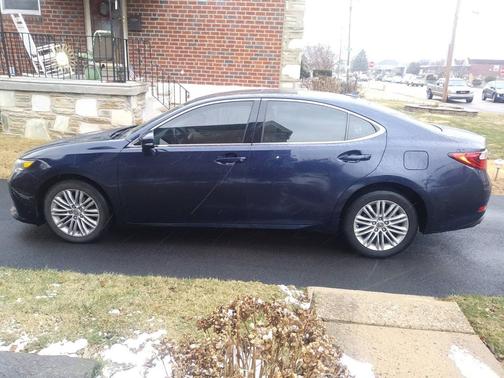 Blue 2013 Lexus ES 350 Base